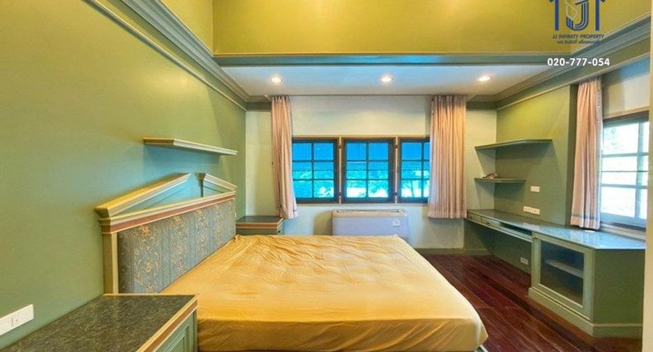 For sale 5 bedrooms house in Min Buri, Bangkok