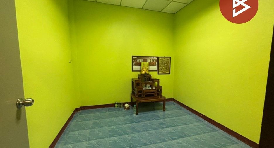For sale 3 bedrooms townhouse in Mueang Phitsanulok, Phitsanulok