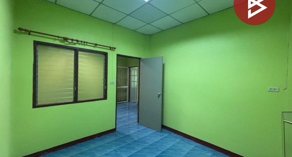 For sale 3 bedrooms townhouse in Mueang Phitsanulok, Phitsanulok
