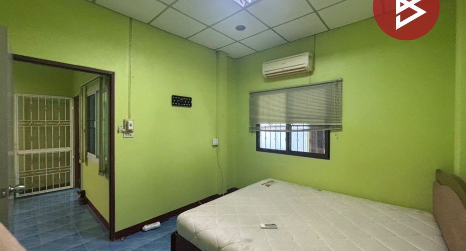 For sale 3 bedrooms townhouse in Mueang Phitsanulok, Phitsanulok