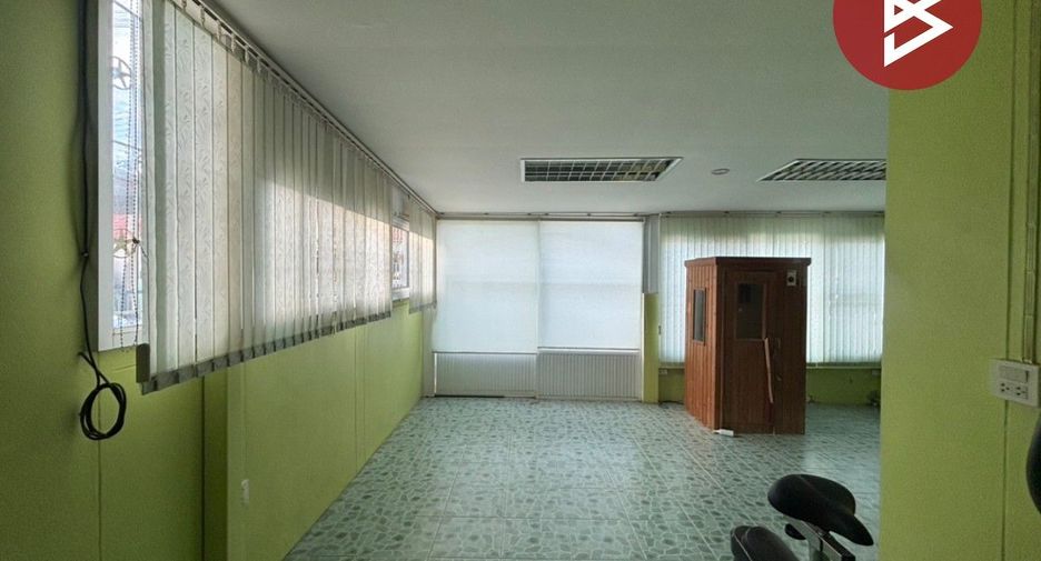 For sale 3 bedrooms townhouse in Mueang Phitsanulok, Phitsanulok