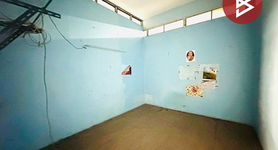 For sale 4 bedrooms retail Space in Bang Khun Thian, Bangkok