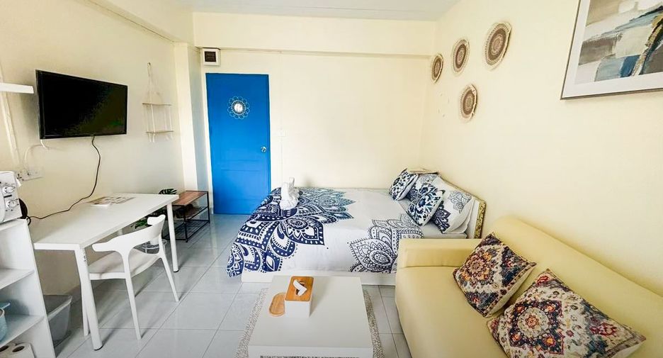 For sale 38 bedrooms apartment in Chatuchak, Bangkok