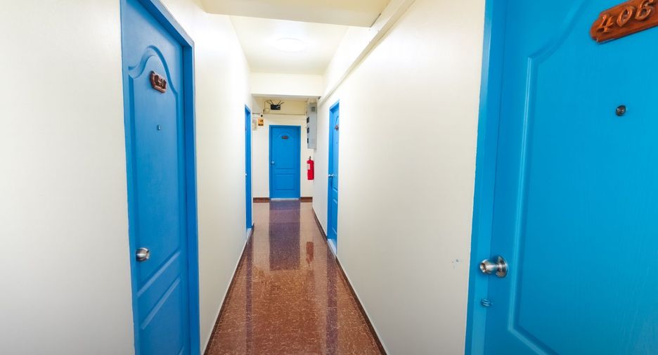 For sale 38 bedrooms apartment in Chatuchak, Bangkok
