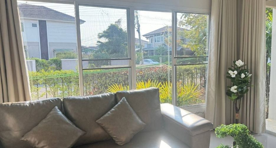 For rent 4 bedrooms house in Doi Saket, Chiang Mai