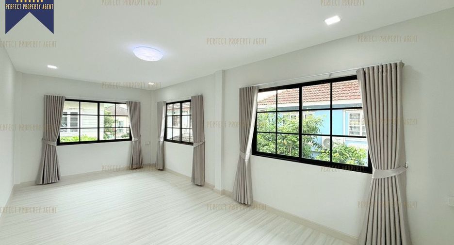 À vendre 5 chambres maison à Khlong Sam Wa, Bangkok