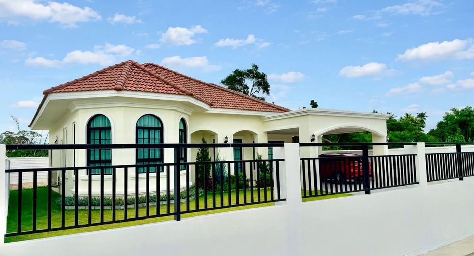 For sale 3 bedrooms house in Mueang Ratchaburi, Ratchaburi