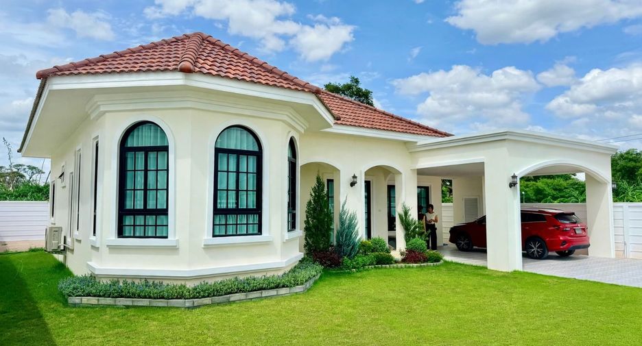 For sale 3 bedrooms house in Mueang Ratchaburi, Ratchaburi