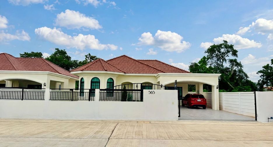 For sale 3 bedrooms house in Mueang Ratchaburi, Ratchaburi