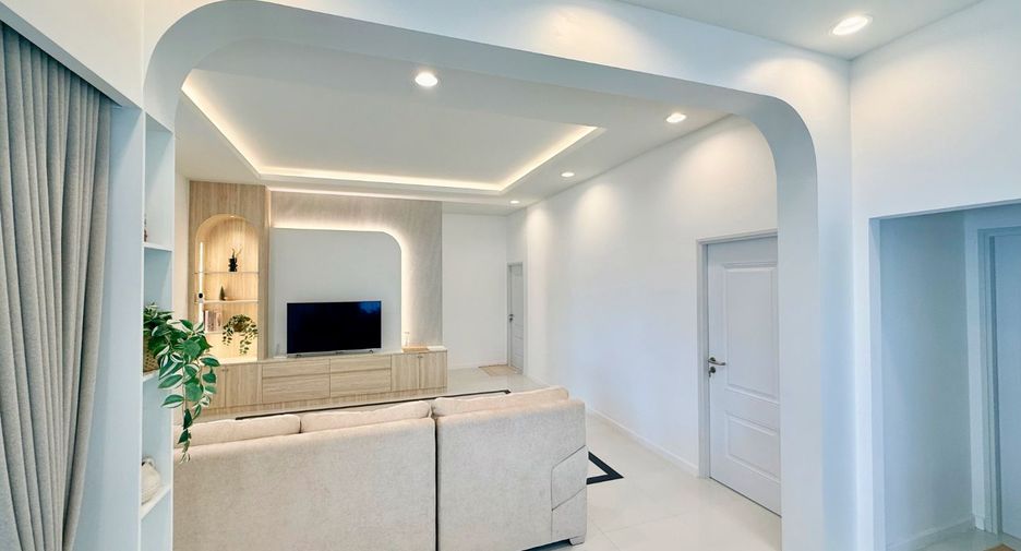 For sale 3 bedrooms house in Mueang Ratchaburi, Ratchaburi