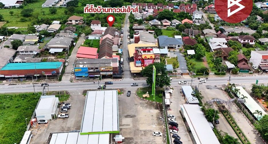 Reihenhaus zum Kauf mit 2 Zimmer in San Kamphaeng, Chiang Mai