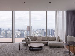 For rent 4 ベッドルーム condo in Sathon, Bangkok