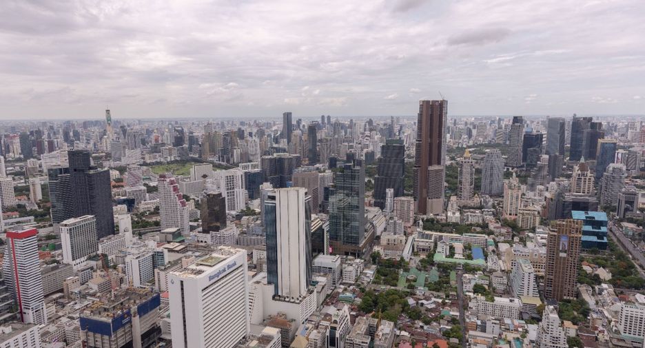 For rent 4 bedrooms condo in Sathon, Bangkok