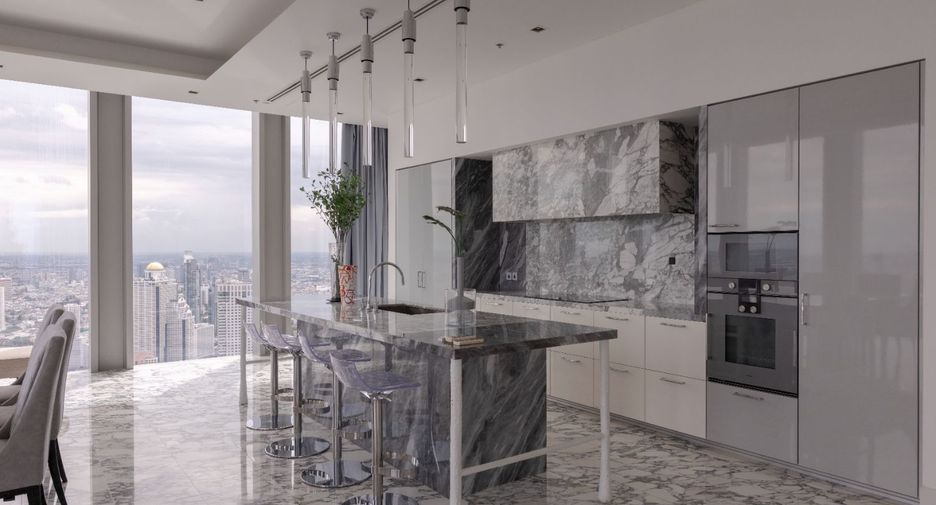For rent 4 bedrooms condo in Sathon, Bangkok
