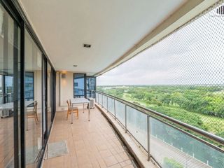 Condo en venta de 3 habitaciones en Bang Phli, Samut Prakan