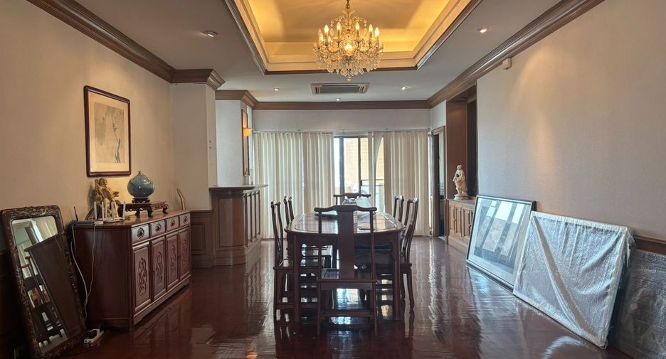 Wohnung zum Kauf mit 3 Zimmer in Watthana, Bangkok