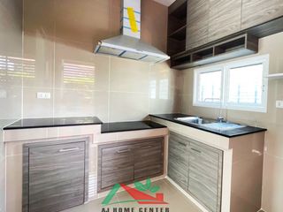 For sale 3 bedrooms house in Mueang Pathum Thani, Pathum Thani