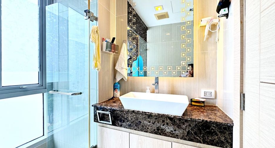 Condo en venta de 2 habitaciones en Bang Lamung, Chonburi