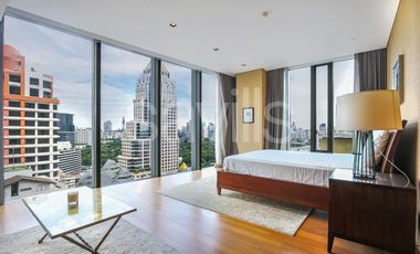 For rent 3 bedrooms condo in Sathon, Bangkok
