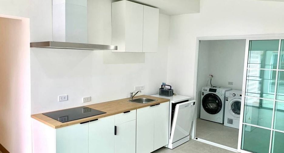 For rent 3 bedrooms house in Mueang Chiang Mai, Chiang Mai