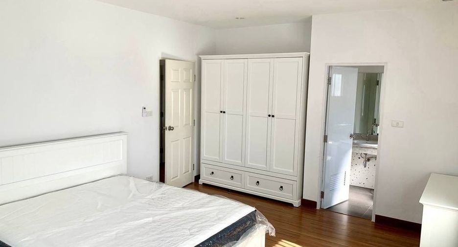 For rent 3 bedrooms house in Mueang Chiang Mai, Chiang Mai
