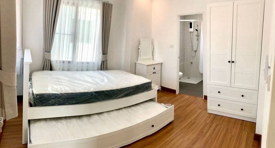 For rent 3 bedrooms house in Mueang Chiang Mai, Chiang Mai