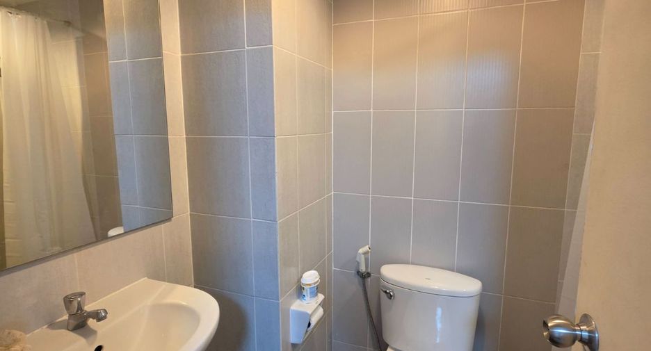 Condo en alquiler de 1 habitaciones en Yan Nawa, Bangkok