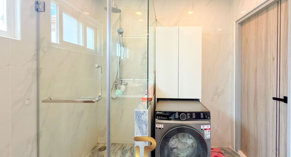 For sale 2 bedrooms condo in Bang Lamung, Chonburi