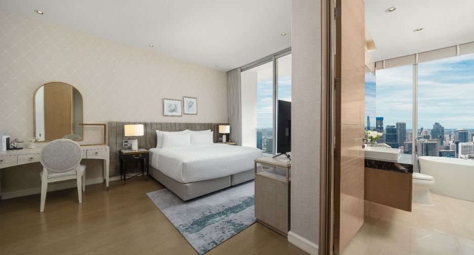 For rent 3 bedrooms serviced apartment in Pathum Wan, Bangkok