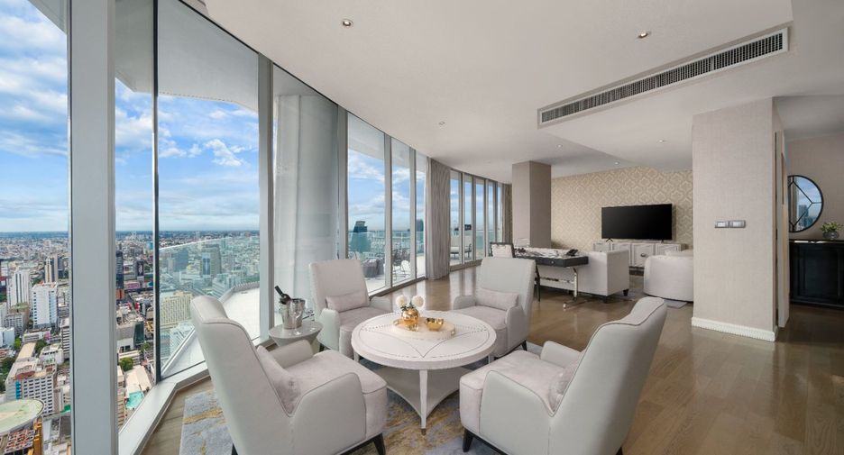 For rent 3 bedrooms serviced apartment in Pathum Wan, Bangkok