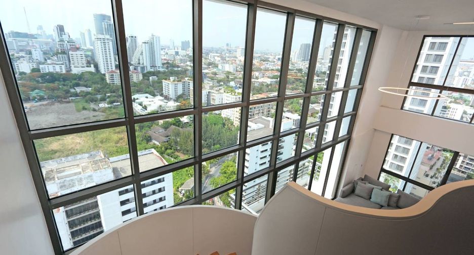 For rent 5 bedrooms serviced apartment in Watthana, Bangkok