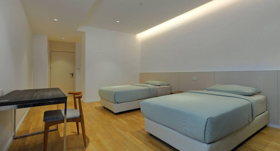 For rent 5 bedrooms serviced apartment in Watthana, Bangkok