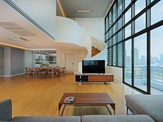 For rent 5 bedrooms serviced apartment in Watthana, Bangkok