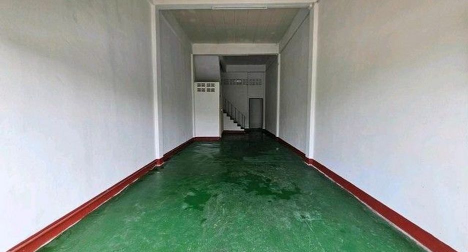 For rent 2 bedrooms retail Space in Bang Phli, Samut Prakan