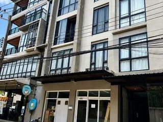 For rent 1 bed retail Space in Watthana, Bangkok