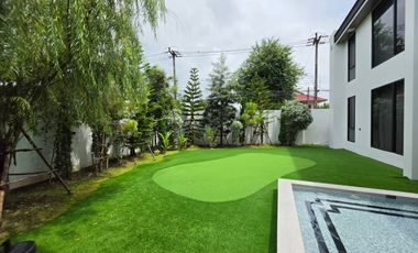 Villa en alquiler y en venta de 5 habitaciones en Mueang Chiang Mai, Chiang Mai
