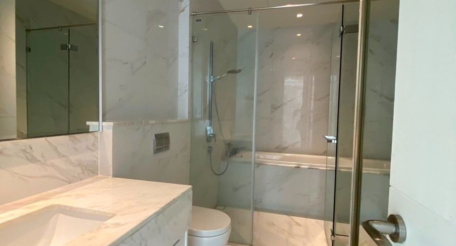 For rent 3 bedrooms condo in Bang Kho Laem, Bangkok