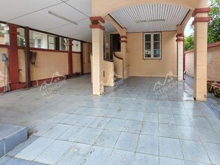 For sale 4 bedrooms townhouse in Don Mueang, Bangkok