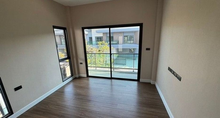 For rent 3 bedrooms house in Lam Luk Ka, Pathum Thani