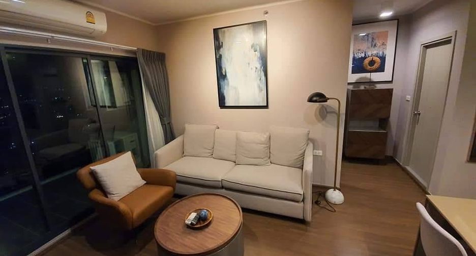 For rent 2 bedrooms condo in Phra Khanong, Bangkok