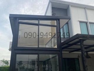 Casa adosada en alquiler de 5 habitaciones en Lat Krabang, Bangkok
