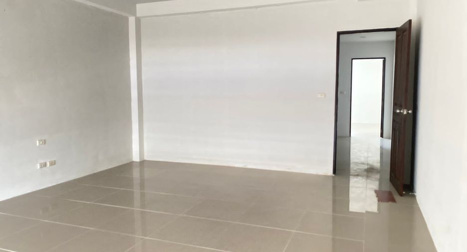For sale 3 bedrooms retail Space in Mueang Phuket, Phuket