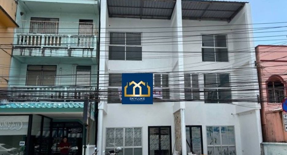 For sale 3 bedrooms retail Space in Mueang Phuket, Phuket