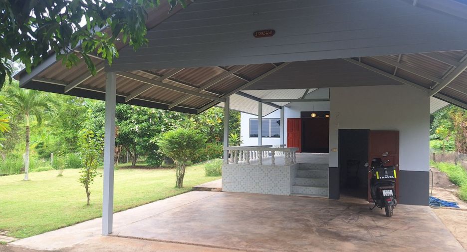 For sale 3 bedrooms house in Mueang Rayong, Rayong