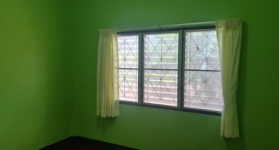 For sale 3 bedrooms house in Mueang Rayong, Rayong