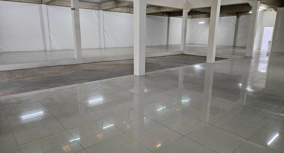 For rent retail Space in Bang Kho Laem, Bangkok