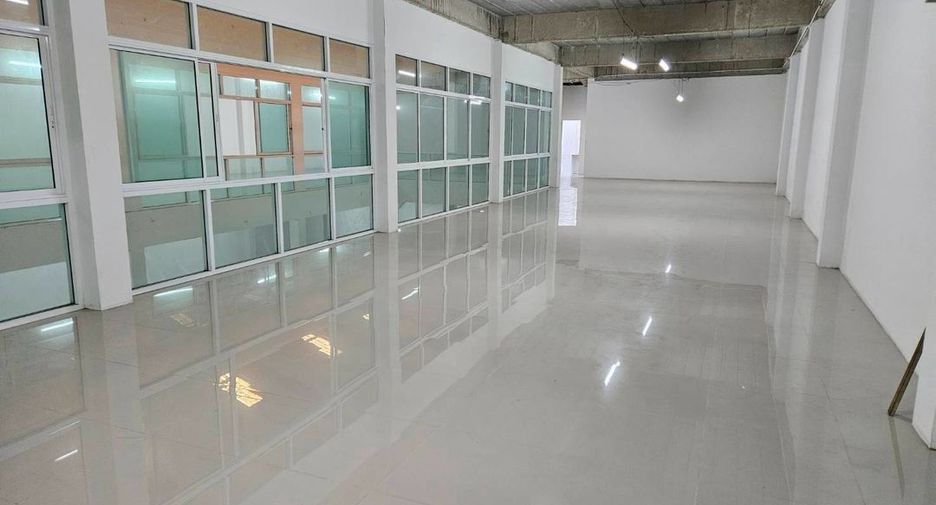 For rent retail Space in Bang Kho Laem, Bangkok
