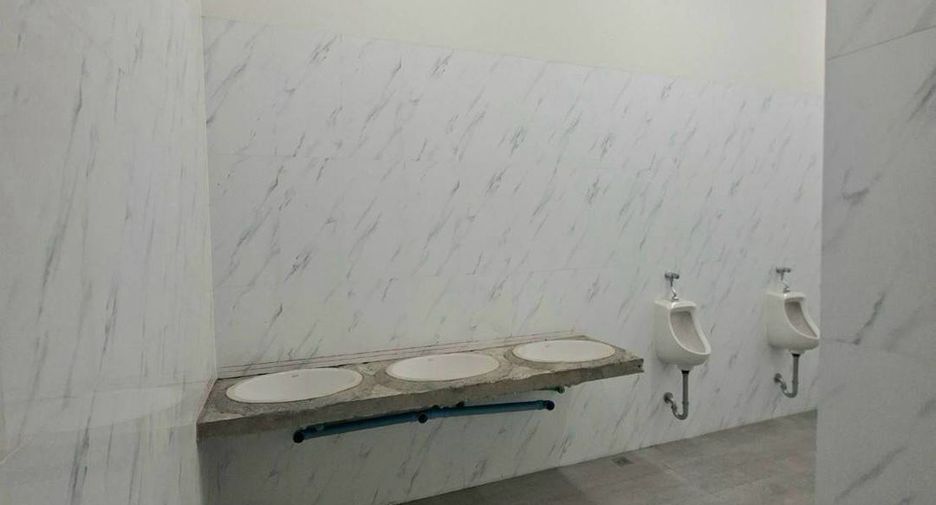 For rent retail Space in Bang Kho Laem, Bangkok