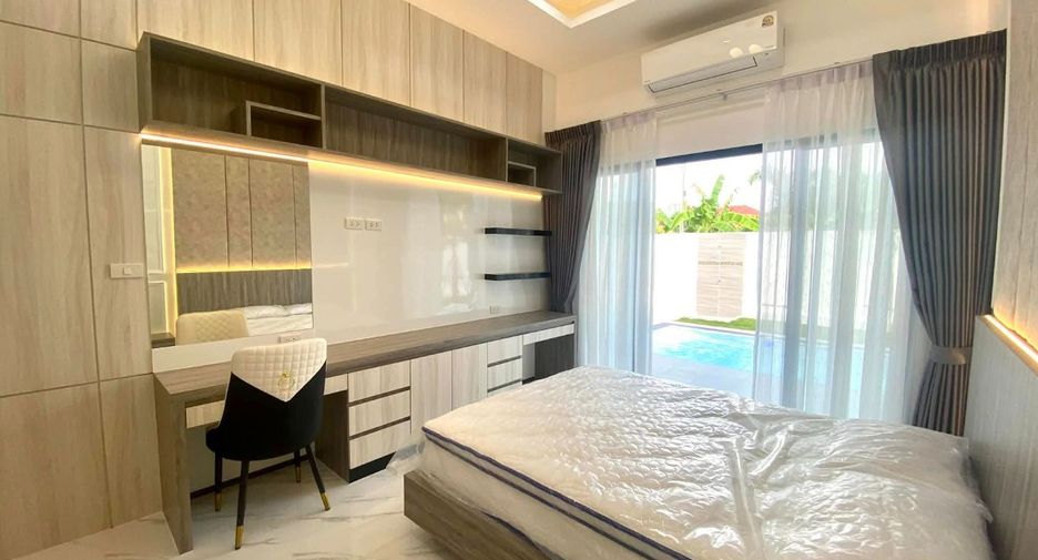 For sale 3 bedrooms villa in Huay Yai, Pattaya