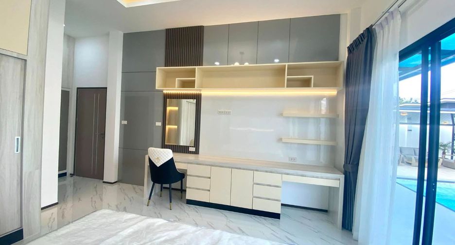 For sale 3 bedrooms villa in Huay Yai, Pattaya